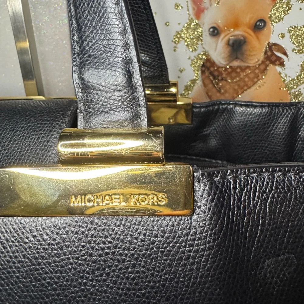 Michael Kors Tilda Saffiano Leather large tote bag in black - Picture 2 of 11